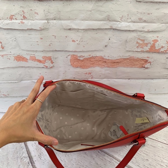 ❗️SALE❗️Kate Spade Cameron Pocket Tote - Picture 7 of 7